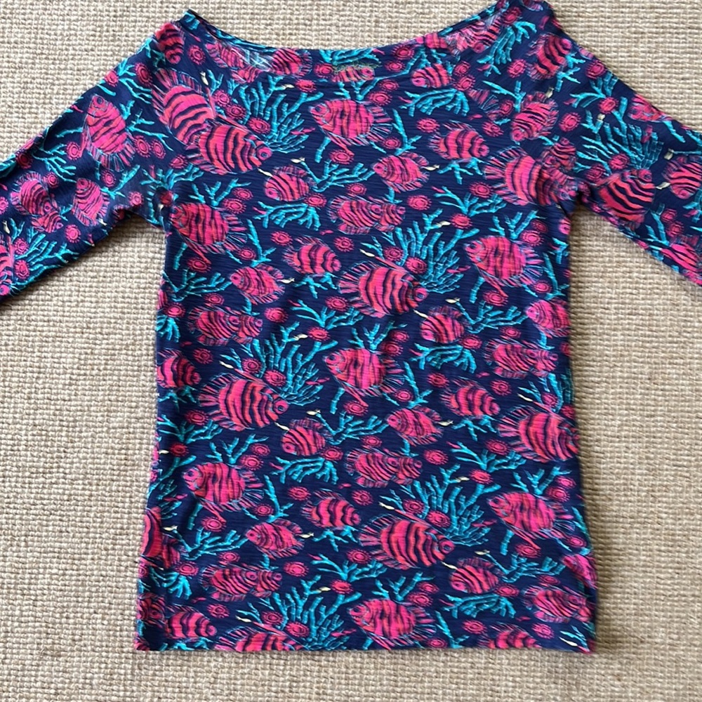 Lilly Pulitzer boatneck fish top sz Small